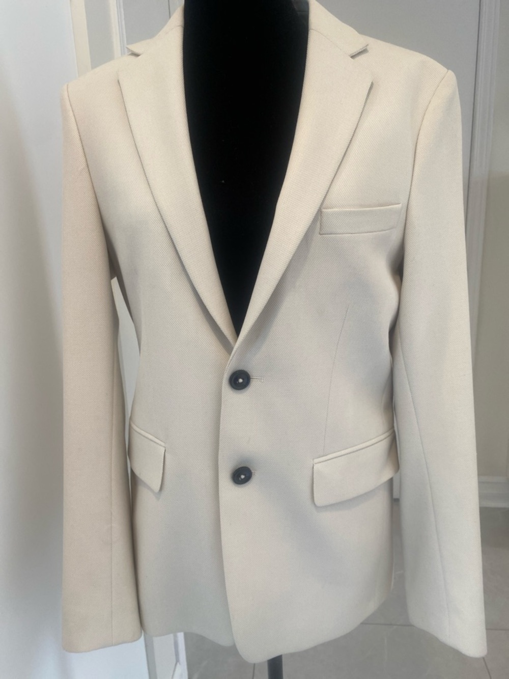 ZARA Ecru/Ivory Tailored Button down Men’s/Unisex fully lined Blazer SIZE 36